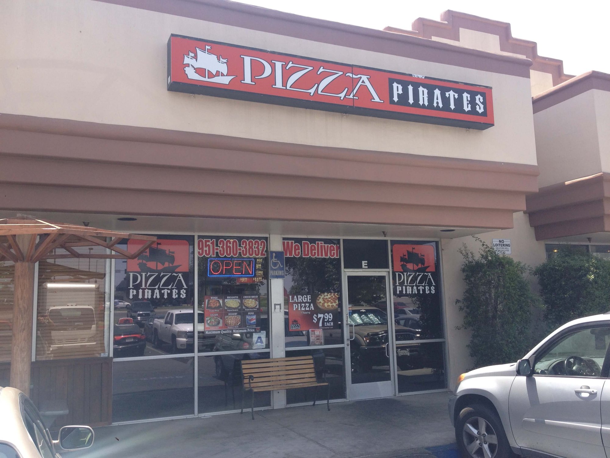 pizza-pirates-front